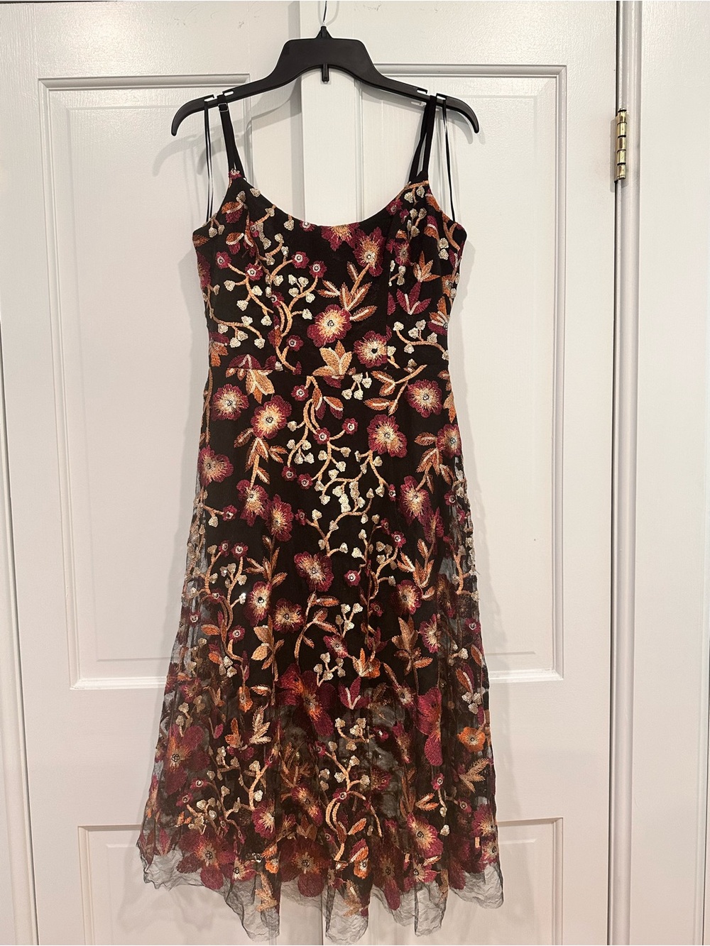 Embroidered/Sequin Floral Cocktail Dress (Med) - Picture 2 of 10